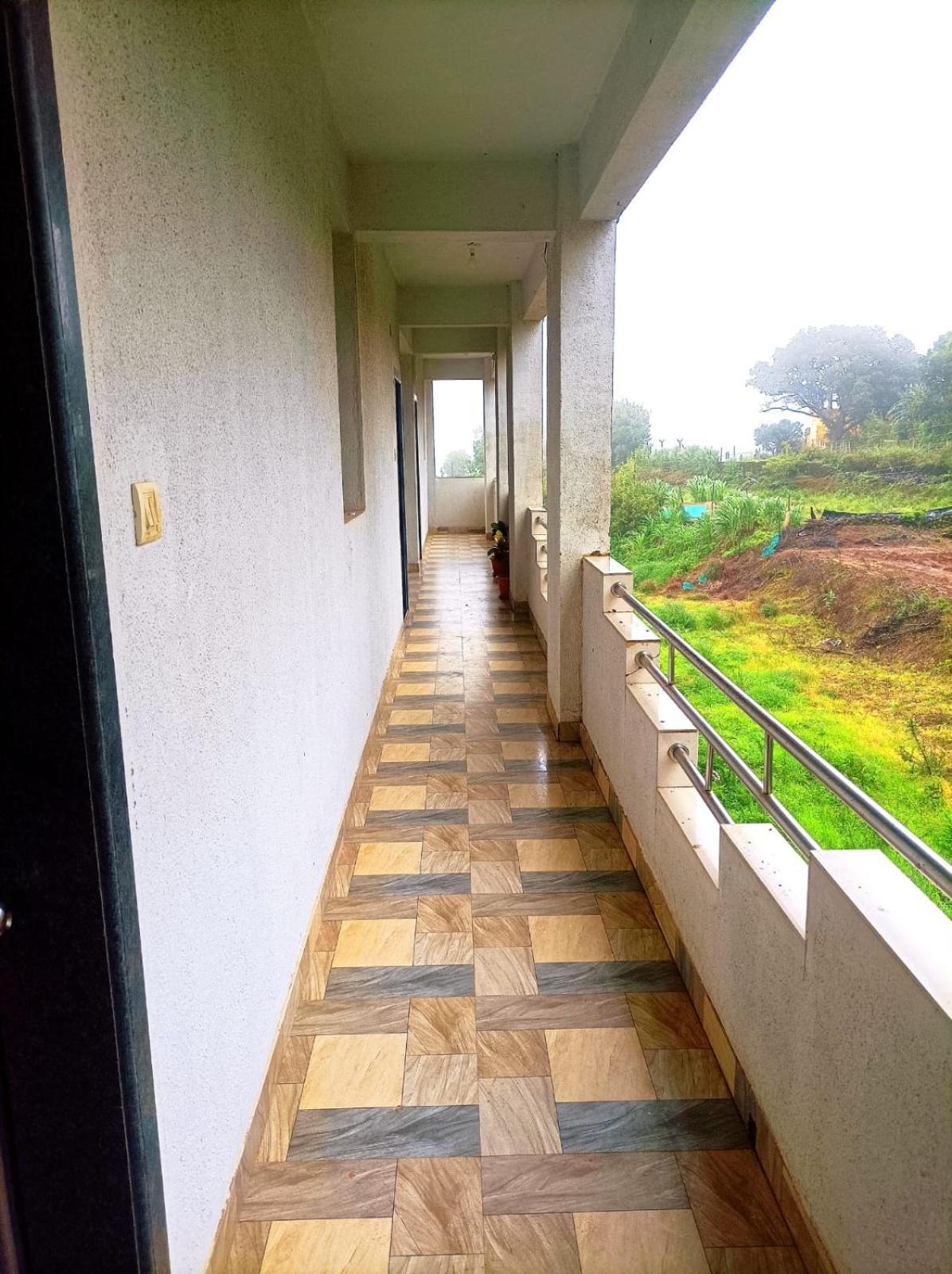 Oneness Mahableshwar Hotel มหาบาเลชวาร์ ภายนอก รูปภาพ