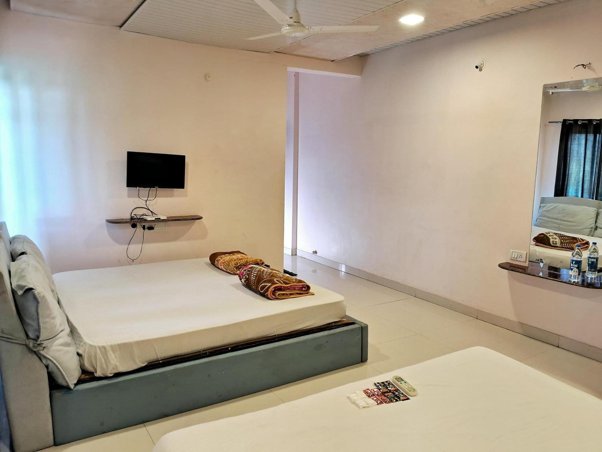 Oneness Mahableshwar Hotel มหาบาเลชวาร์ ภายนอก รูปภาพ