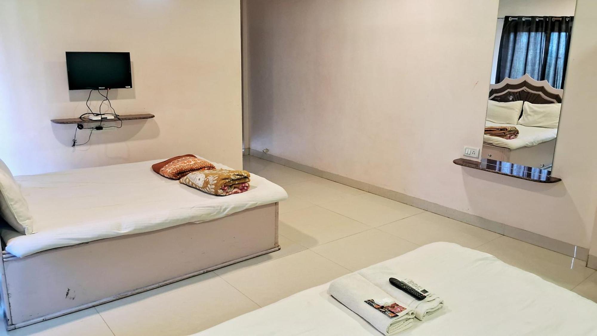 Oneness Mahableshwar Hotel มหาบาเลชวาร์ ภายนอก รูปภาพ